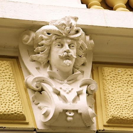 Hotel Gemini Dusseldorf Bagian luar foto