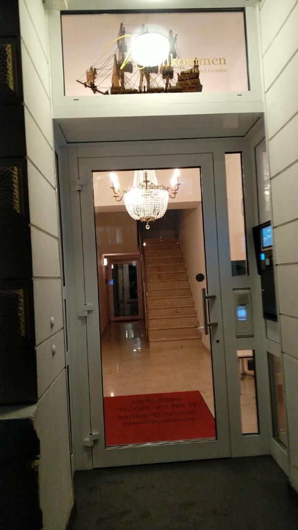 Hotel Gemini Dusseldorf Bagian luar foto