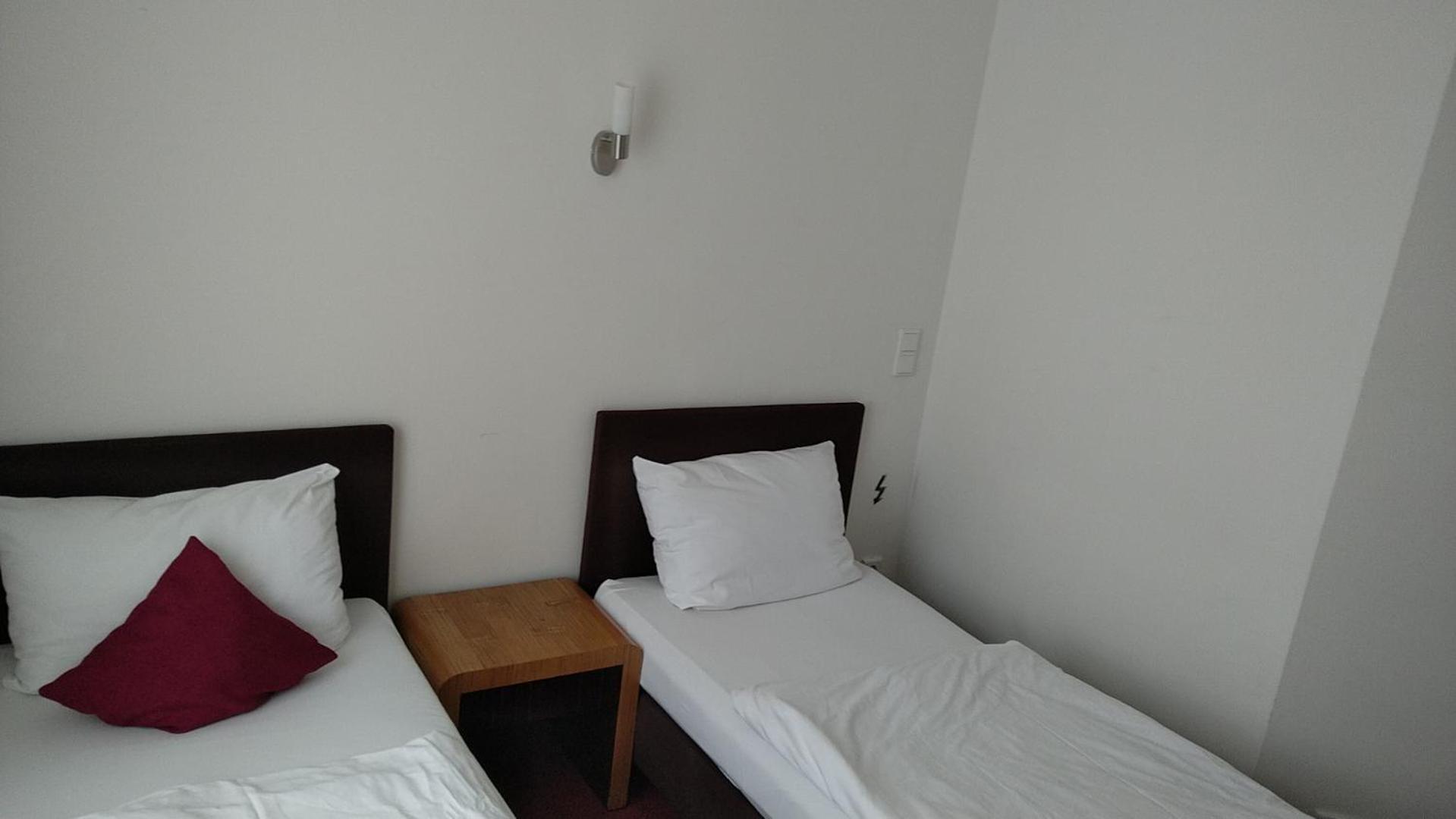 Hotel Gemini Dusseldorf Bagian luar foto