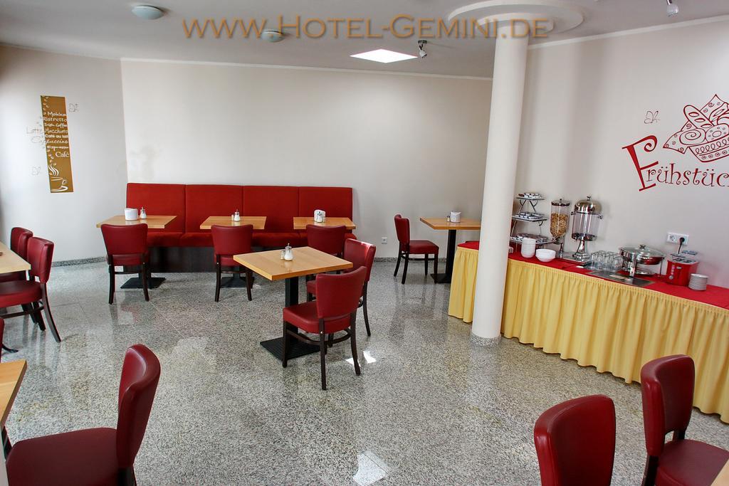 Hotel Gemini Dusseldorf Bagian luar foto