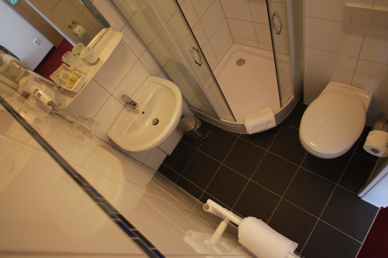 Hotel Gemini Dusseldorf Bagian luar foto